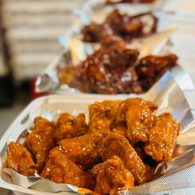 Fresh Wings (10 Pieces).